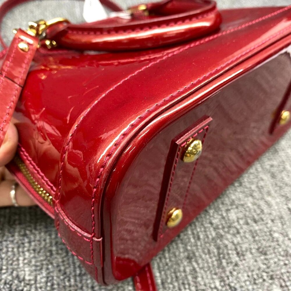 100% Authentic Louis Vuitton Alma BB Red Monogram Patent Leather Satchel - Picture 4 of 16